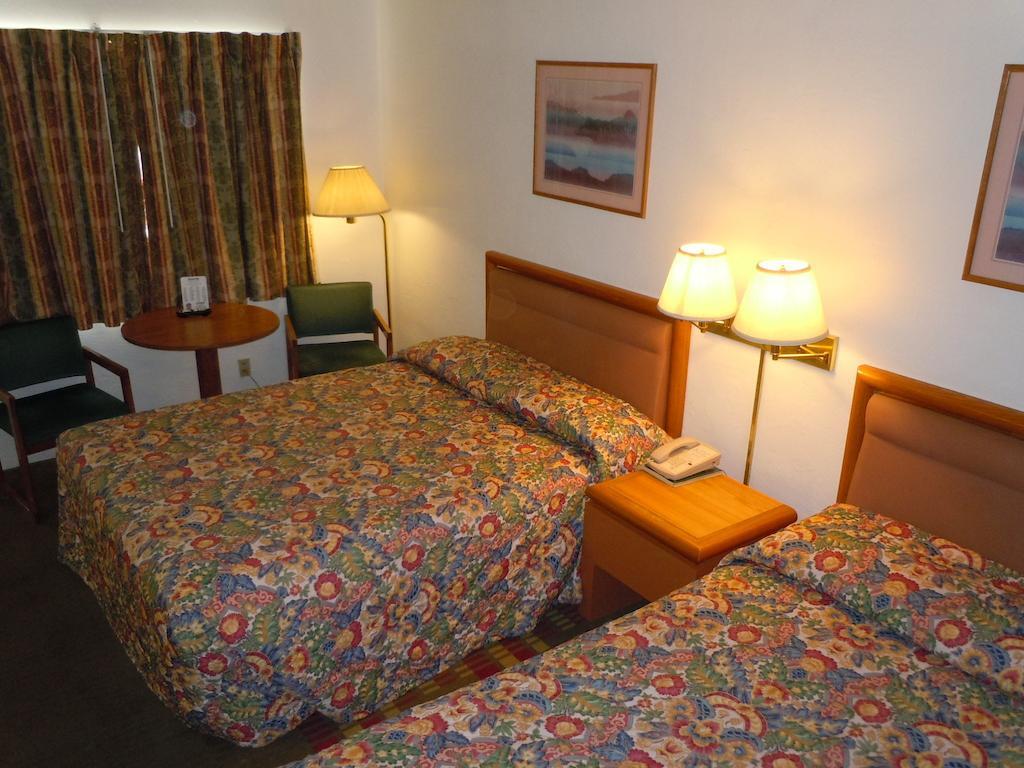 Value Inn Fallon Room photo